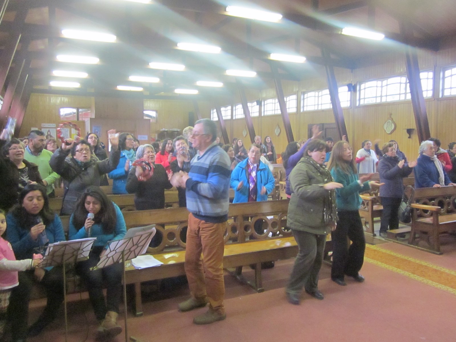 Nuevo grupo de Oración RCC en la Parroquia S. Juan Pablo II y otras actividades en Chiloé