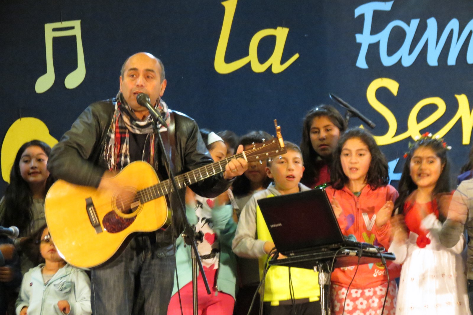 1º FESTIVAL DE LA CANCIÓN: “LA FAMILIA SEMINARISTA CANTA A JESÚS”