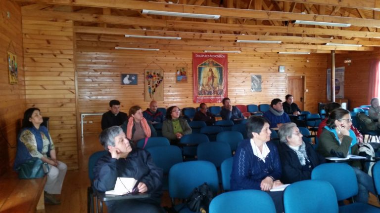 Consejo de pastoral ampliado se reúne en Castro