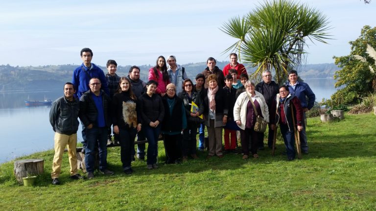 En una jornada intergeneracional se reunieron los comunicadores en Castro