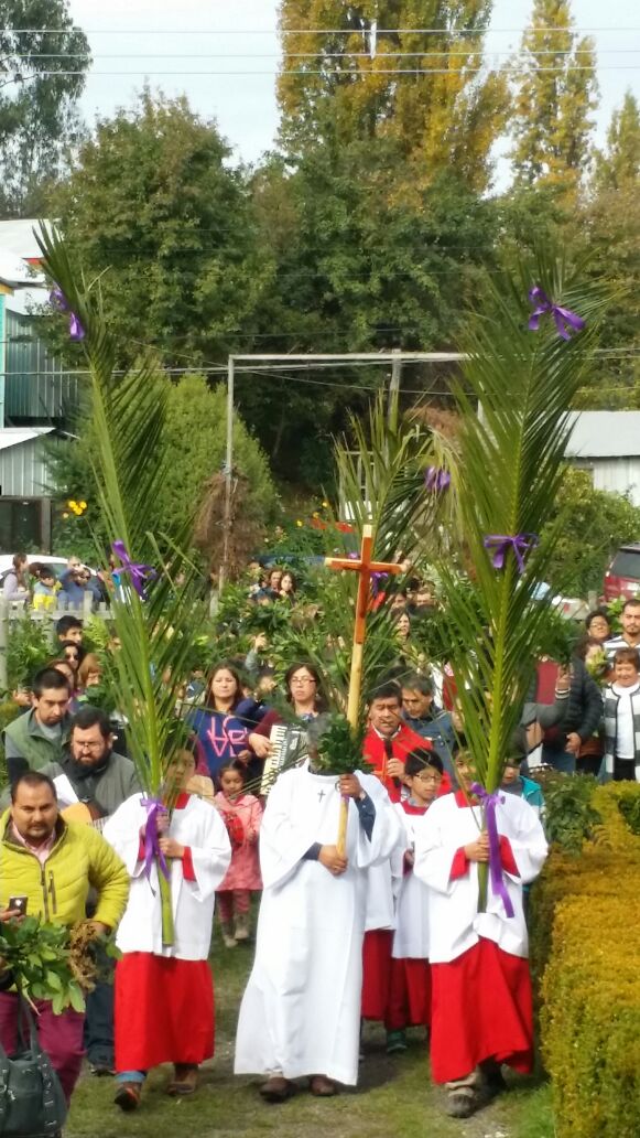 Domingo de Ramos en la Parroquia San Juan Pablo II de Nercon