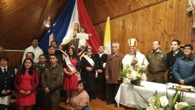 Con festiva misa y procesión,  parroquia de Quellón, celebró a su Patrona  la Virgen del Carmen.