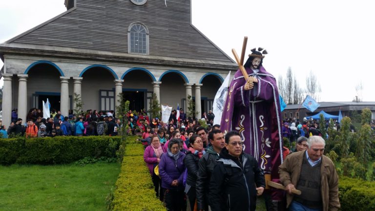 “Tu casa, mi casa, nuestra casa”, 9° Caminata Diocesana se realizó en Castro