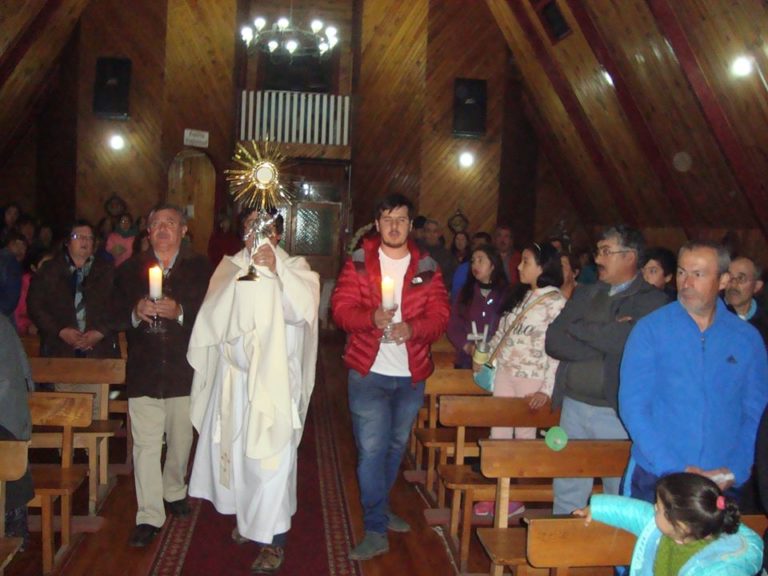 Triduo Pascual se vivió con mucha devoción en Curaco de Vélez