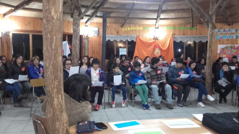 Catequesis familiar vivió jornada de Pentecostés en Chonchi