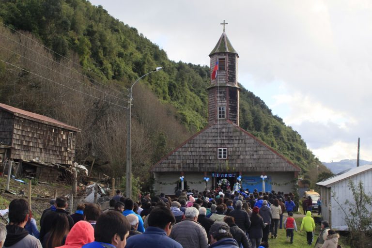 Aniversario de 200 años de la Capilla marcó la fiesta a la Virgen del Carmen en Huyar Bajo