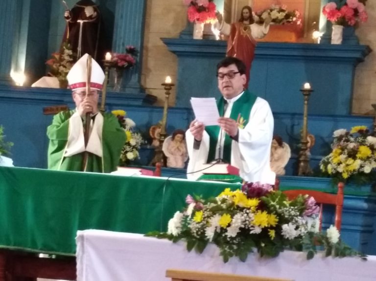 Parroquia Juan Pablo II recibió su nuevo párroco