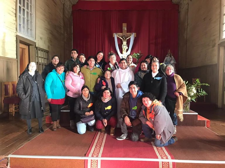 Celebración del día del Catequista en la Parroquia San Carlos Borromeo de Chonchi