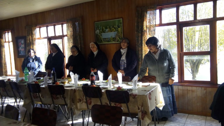 La CONFERRE de la Diócesis celebró el día de la religiosa, junto a la Virgen María