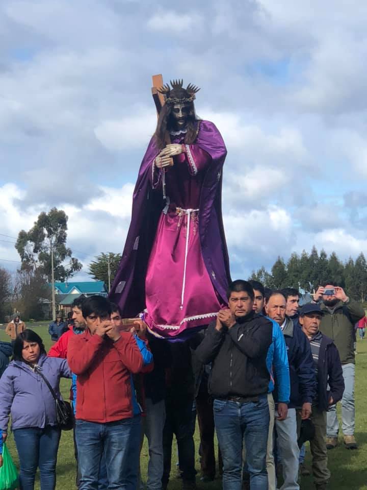 Con esperanza y fe más de dos mil peregrinos llegaron al Santuario de Caguach