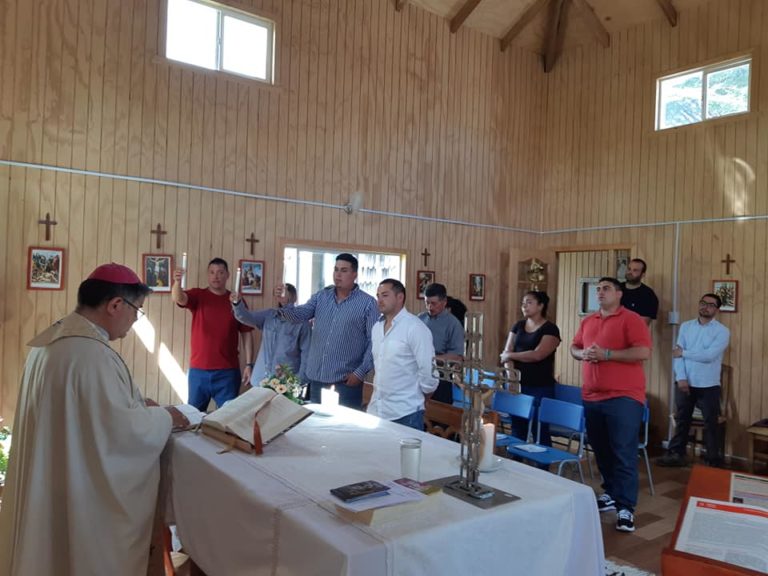 Jóvenes de la Fazenda de la Esperanza de Chiloé recibieron sus sacramentos